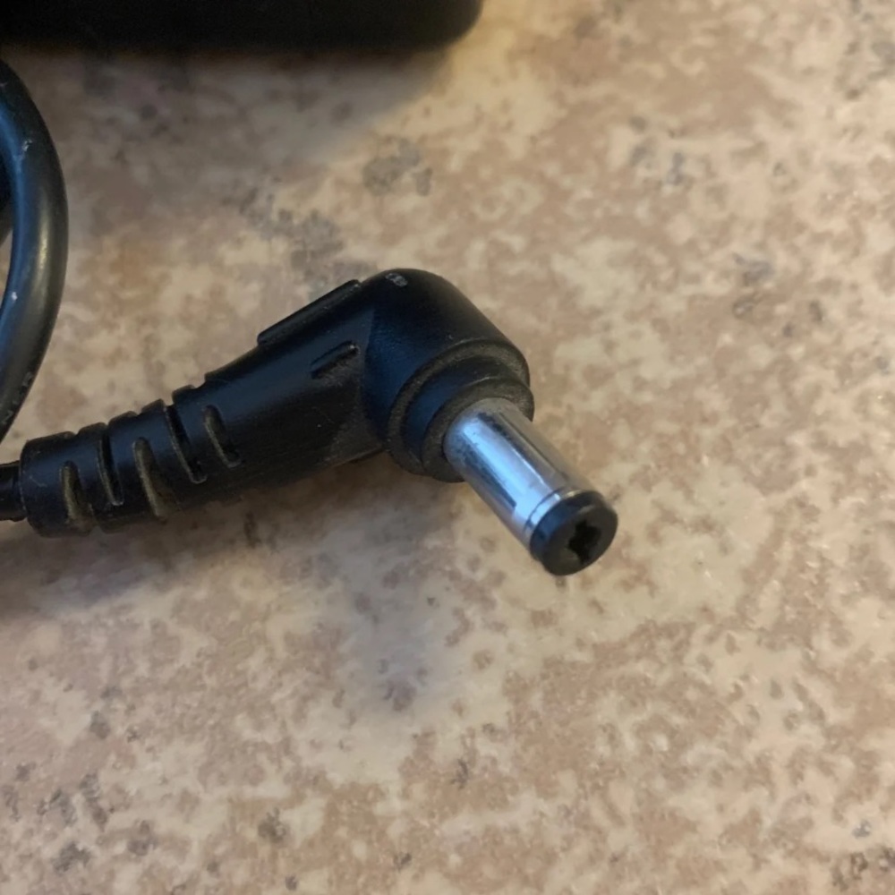 AC Adapter Charger For Laptop/Monitor - Picture 4 of 7